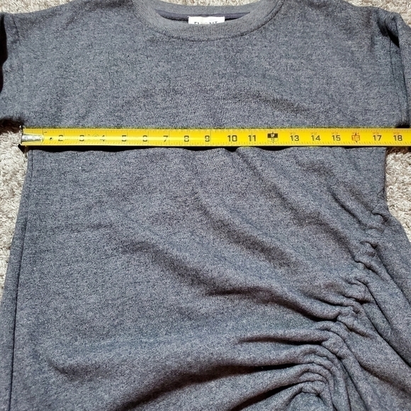 Evidnt Los Angeles Cute Front Scrunch Detail Wool Sweater - Picture 4 of 7